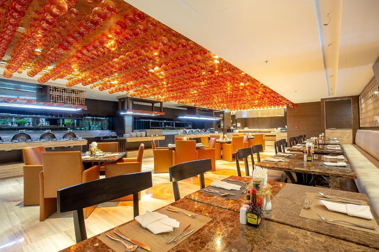 Graceland Bangkok By Grace Hotel - Sha Extra Plus Exterior foto
